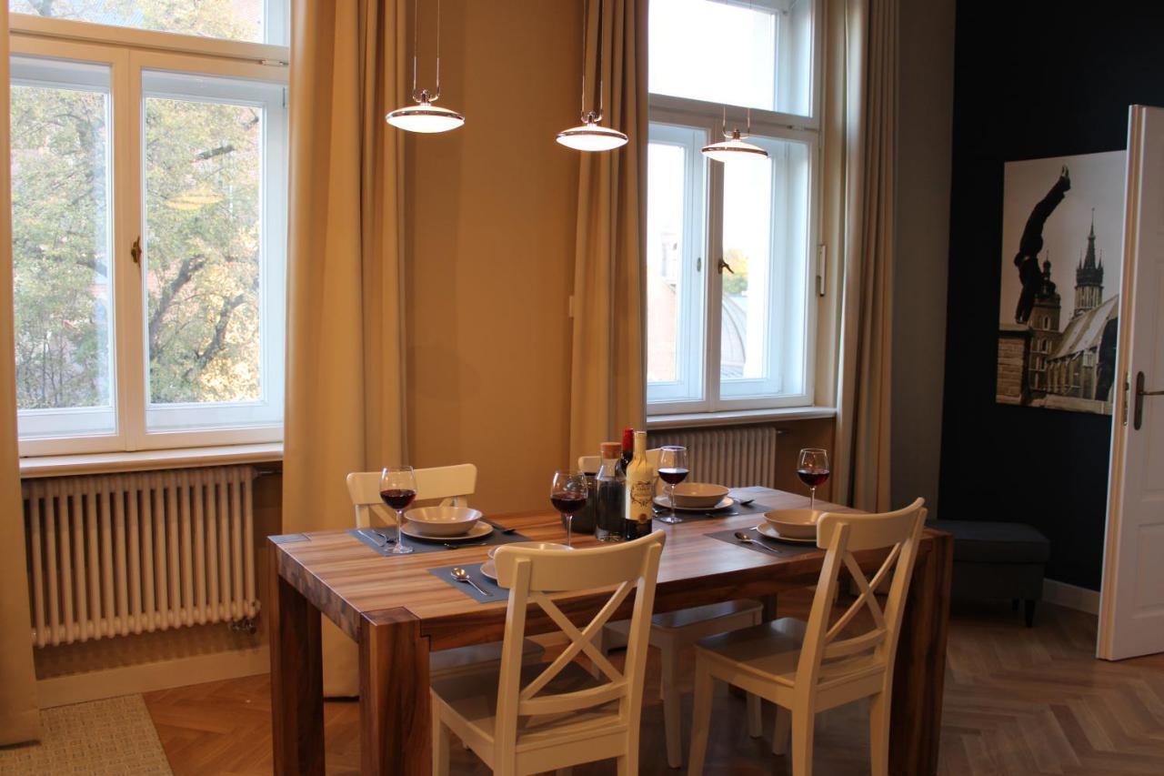 Dominican Square By Hashtag Apartments Cracovia Exterior foto