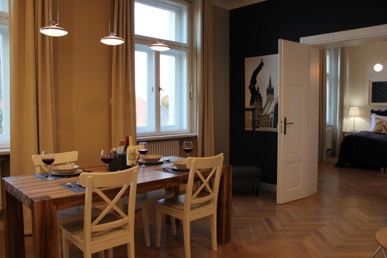 Dominican Square By Hashtag Apartments Cracovia Exterior foto